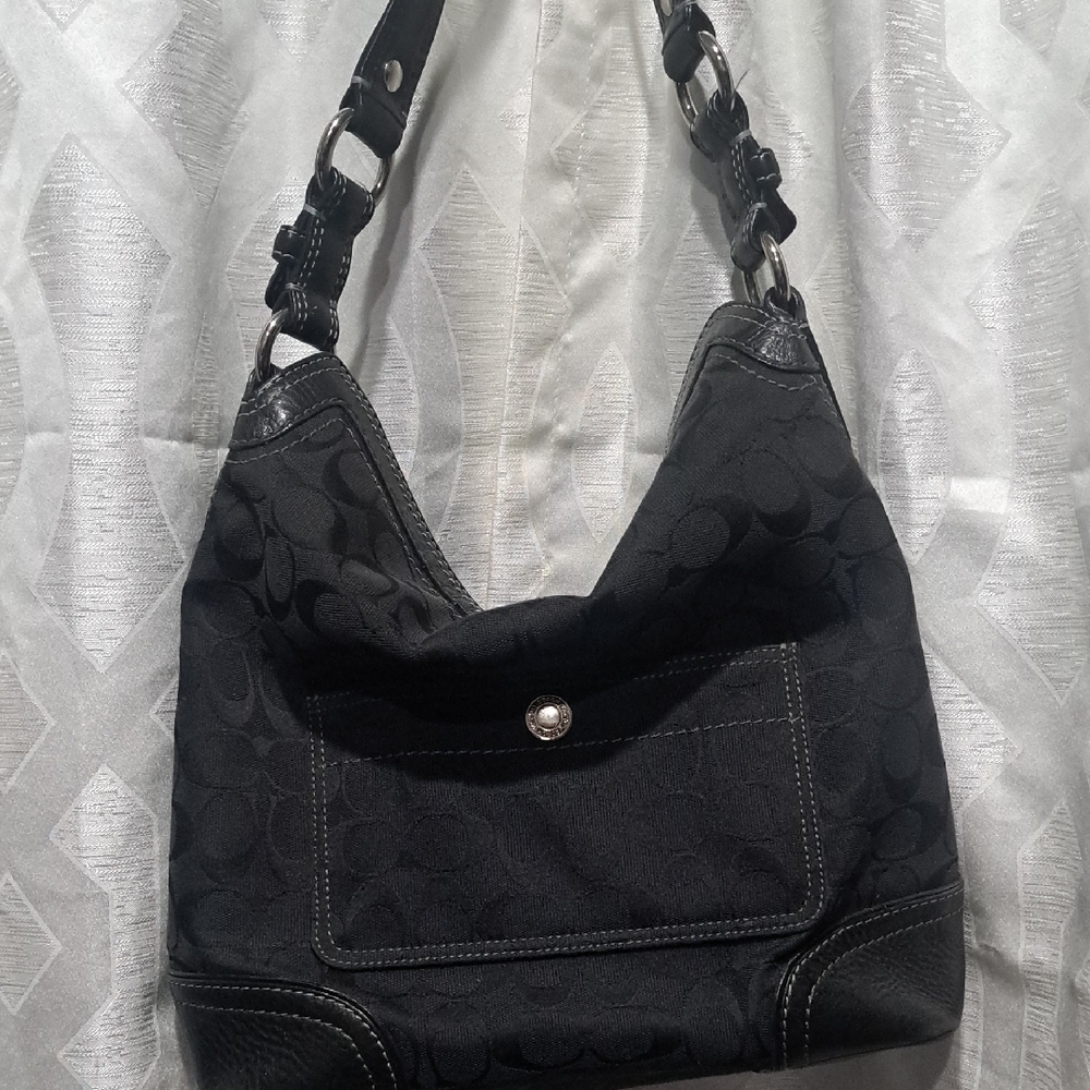 Coach Black Hobo Bag with Slouchy Style and Wide Strap